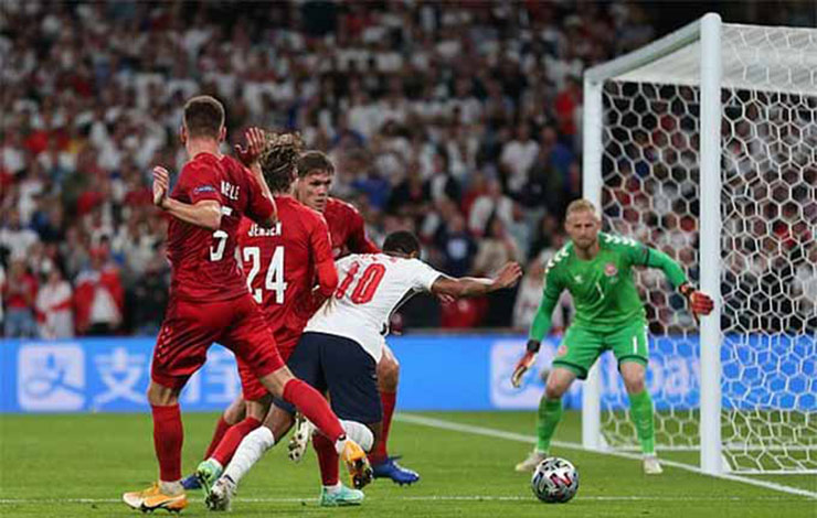 Chuyên gia nói gì về kết quả trận Anh vs Đan Mạch? | Hình 13