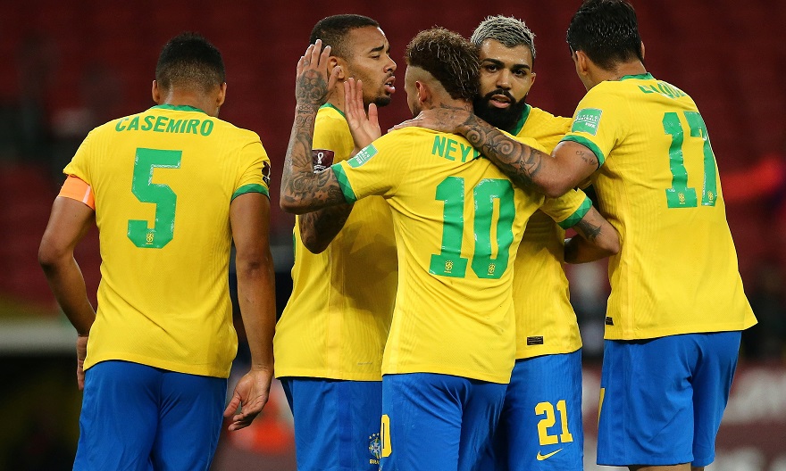 Brazil tỏ ra quá mạnh so với Peru