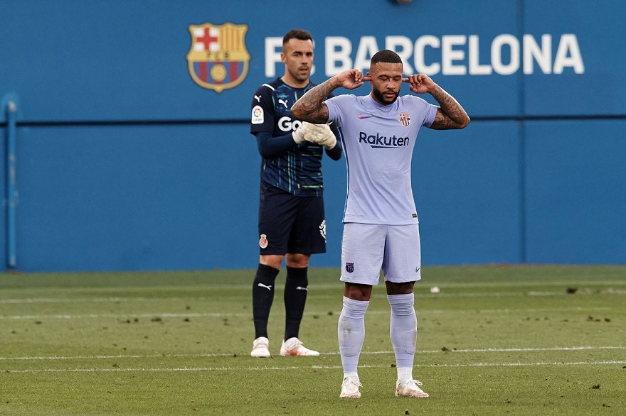 Depay ghi bàn trong trận ra mắt Barca