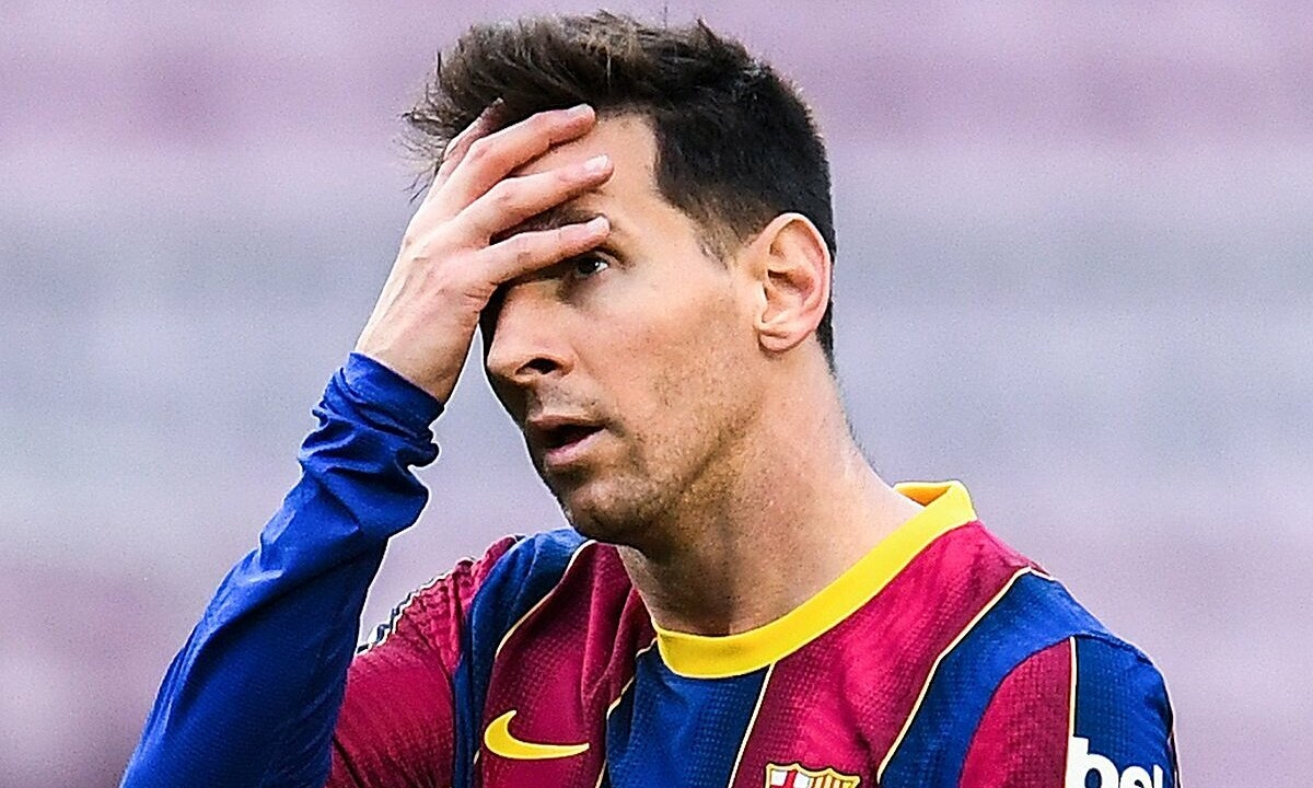 Có rất nhiều nghi vấn được đặt ra trong việc Barcelona chia tay với Messi