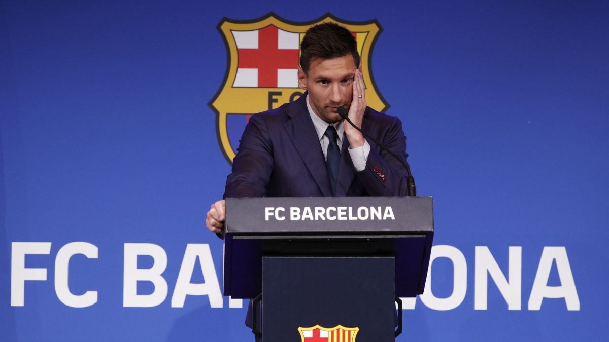 Messi bỏ lửng câu trả lời về khả năng ở lại Barcelona