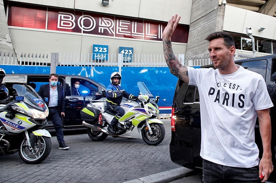 Có hơn 200 cảnh sát tham gia bảo vệ Messi trong hai ngày đầu tại PSG