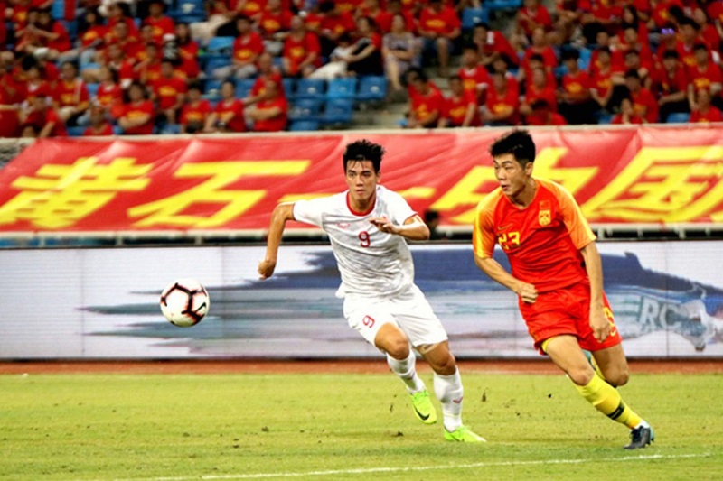 Trận đấu giữa Trung Quốc vs Việt Nam sẽ diễn ra trên sân Sharjah ở UAE