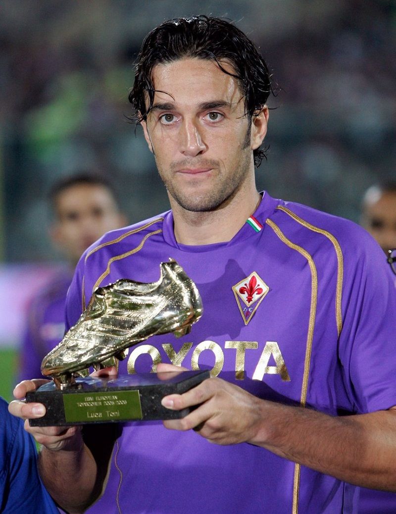 Năm 2006, danh hiệu này thuộc về Luca Toni