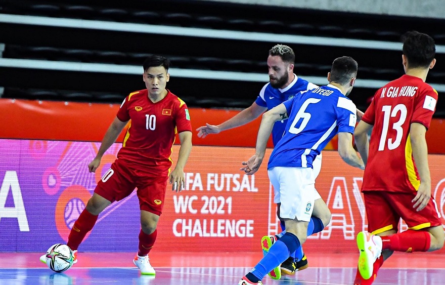 ĐT Futsal Việt Nam thua Brazil 1-9 trong trận ra quân