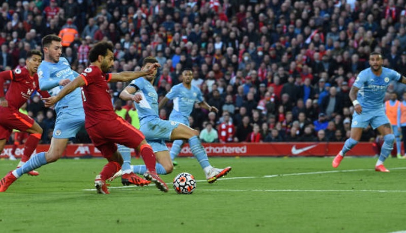 Tin Ngoại Hạng Anh 4/10: Mohamed Salah chơi cực hay trước Man City