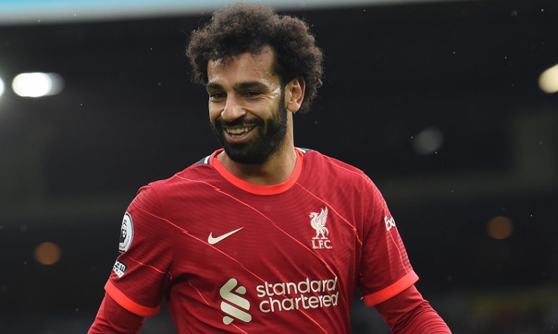 Tin Ngoại Hạng Anh ngày 2/10: Theo Sutton, Salah là ngôi sao tấn công xuất sắc nhất nhưng Man City có hàng công mạnh hơn Liverpool