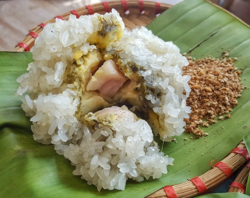 Bánh Khúc là món ăn cổ truyền của người Việt Nam từ bao đời nay