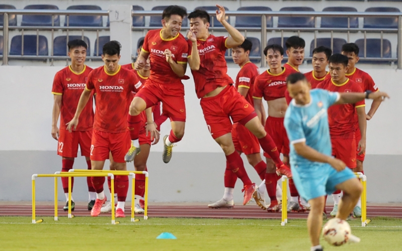 ĐT Việt Nam tập luyện ở Vũng Tàu chuẩn bị cho AFF Cup