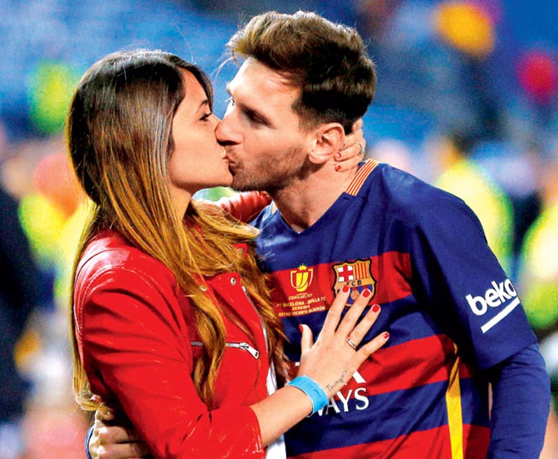 Messi dành riêng tình thân mang đến vợ