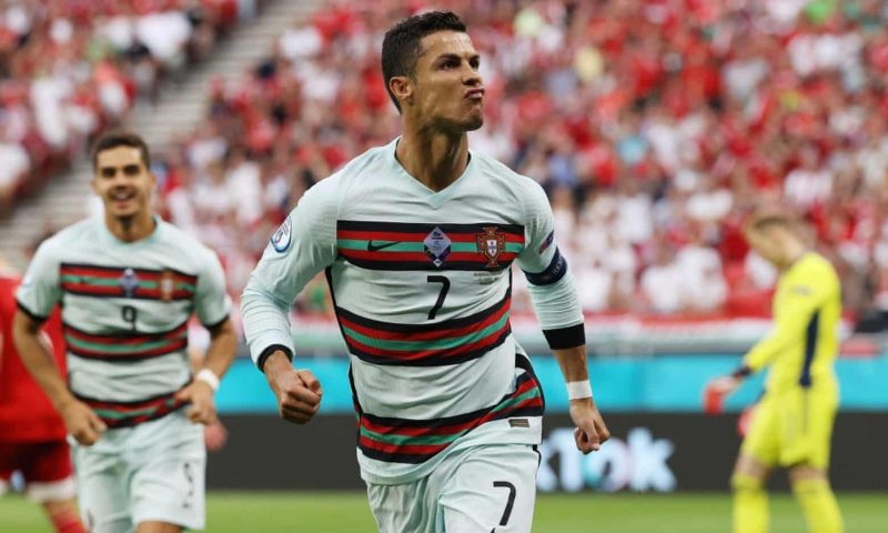 Ronaldo là Vua phá lưới EURO 2021