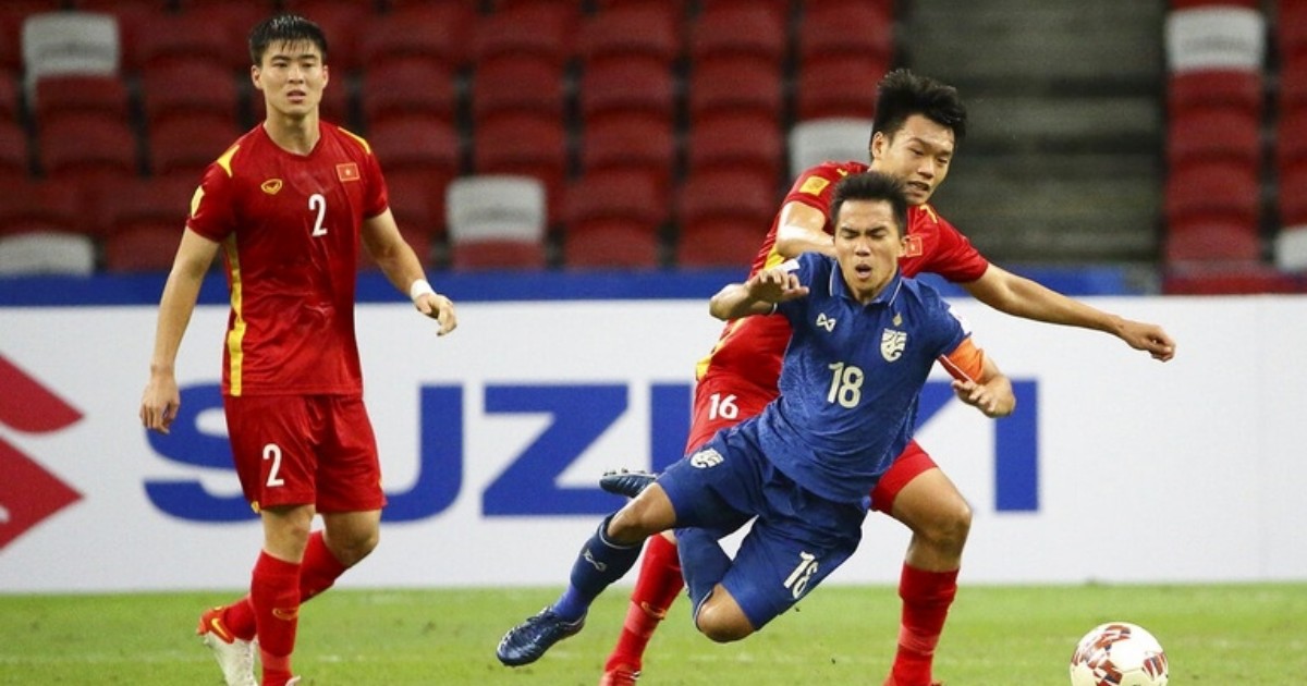 Loại Việt Nam khỏi AFF Cup, đội trưởng Thái Lan có hành động phản cảm