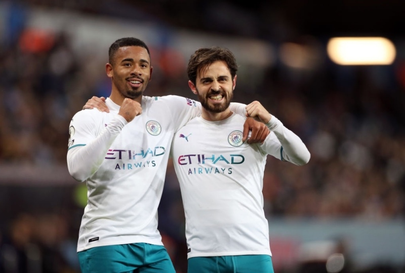 Bernardo Silva lại nổ súng cho Man City