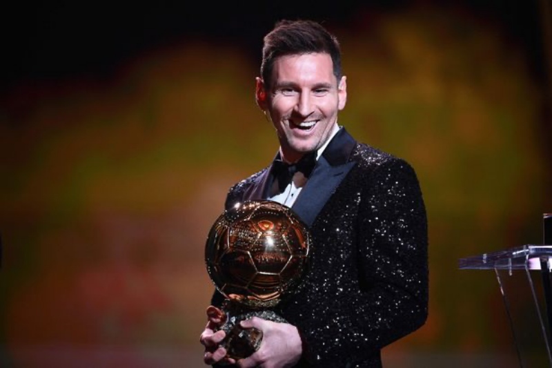 Messi giành Quả bóng vàng 2021