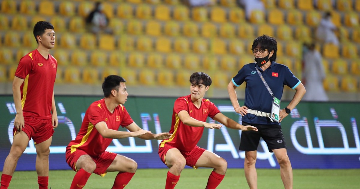 CHÍNH THỨC: Sau AFF Cup, đội tuyển Việt Nam chia tay 2 gương mặt