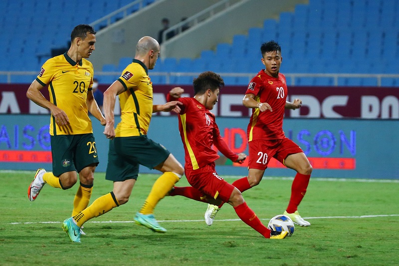 Sau trận thua 0-4 trước Úc, đội tuyển Việt Nam tiếp tục nhận về một tin không vui trên bảng xếp hạng FIFA.