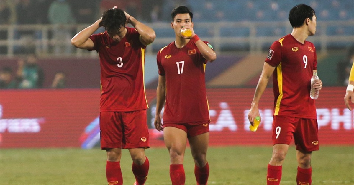 ĐT Việt Nam nhận án phạt cực nặng từ FIFA