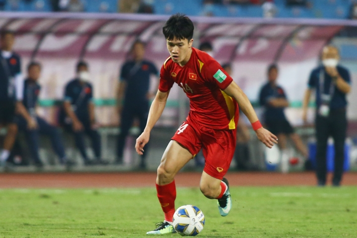 Tiền vệ Nguyễn Hoàng Đức xứng đáng góp mặt vào top 5 Quả bóng vàng Việt Nam 2021