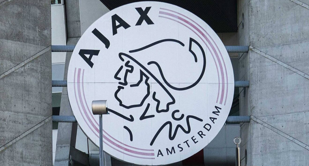 Scandal cưỡng hiếp chấn động Châu Âu: Ngọc thô Ajax bị tố xé quần nạn nhân