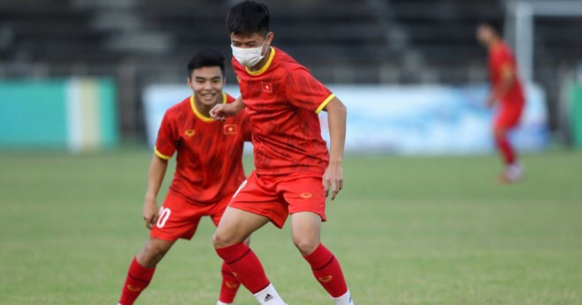 Đội hình ra sân U23 Việt Nam vs U23 Singapore