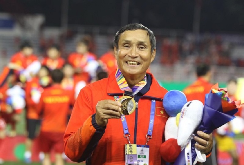 Chia sẻ xúc động về người hùng đưa đội tuyển nữ Việt Nam đến World Cup | Hình 2