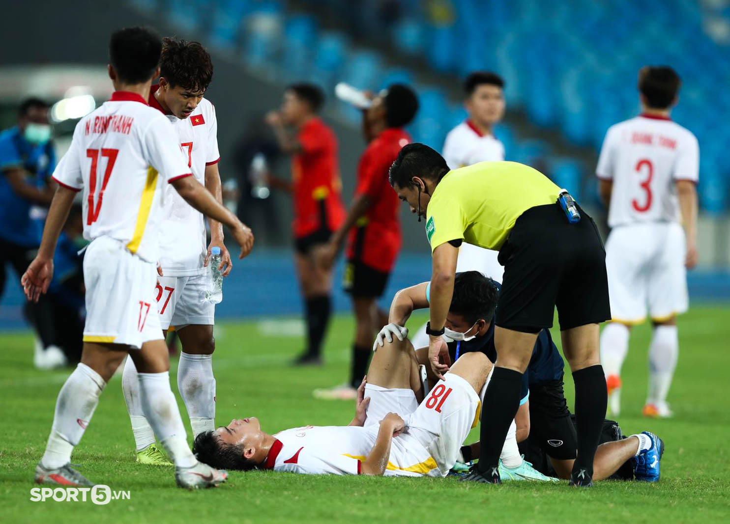 U23 Việt Nam thường xuyên nằm sân trong hiệp 2 vì kiệt sức