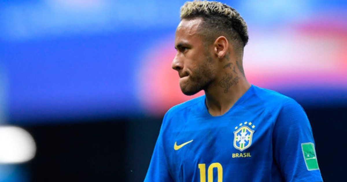 Neymar bị mất tiền trong ngân hàng vì một tên trộm tại quê nhà Brazil