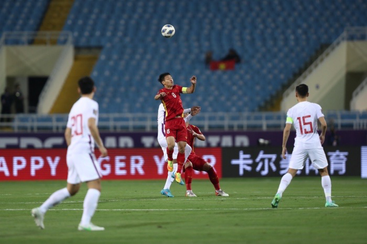 Đỗ Hùng Dũng có màn trình diễn xuất sắc trong hiệp 1 đội tuyển Việt Nam vs Trung Quốc
