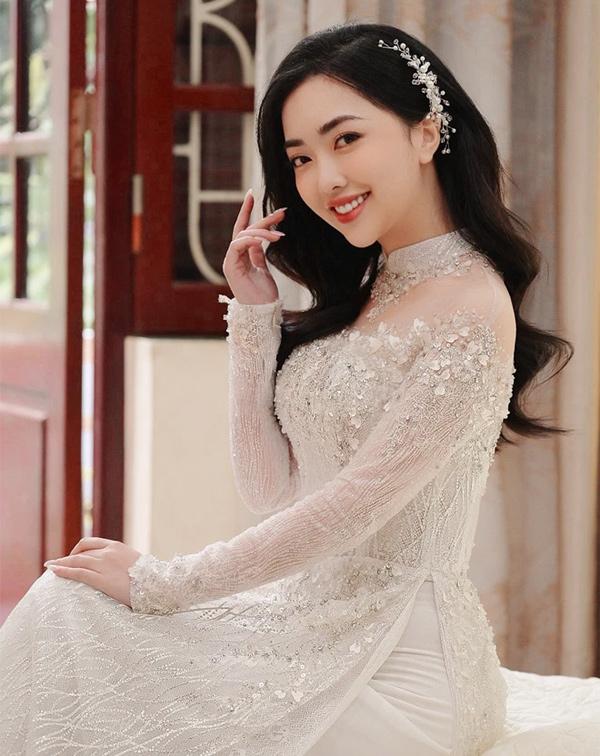 Cận cảnh nhan sắc cô dâu Hà Mai Trang