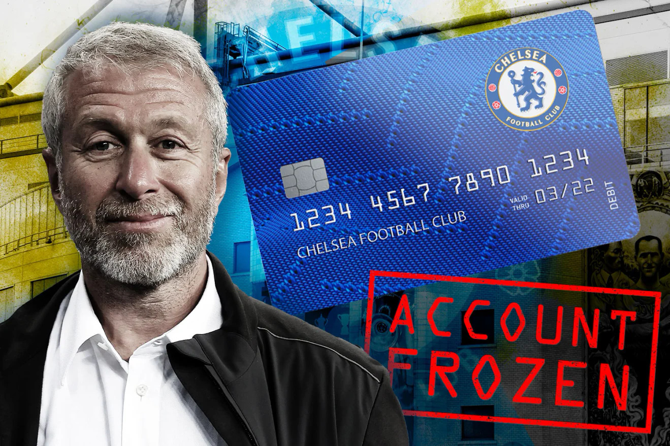 Hành động cuối của Abramovich tạm thời giúp Chelsea bớt khó khăn