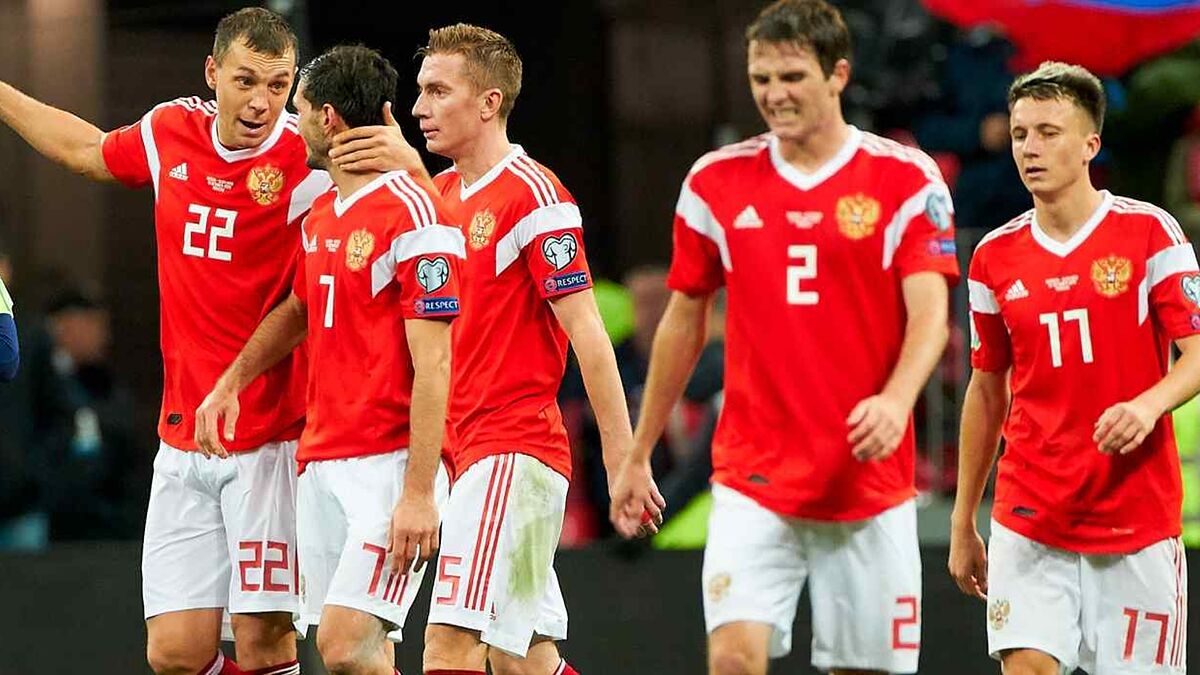 Đội tuyển Nga hiện vẫn bị FIFA cấm tham dự các giải đấu quốc tế