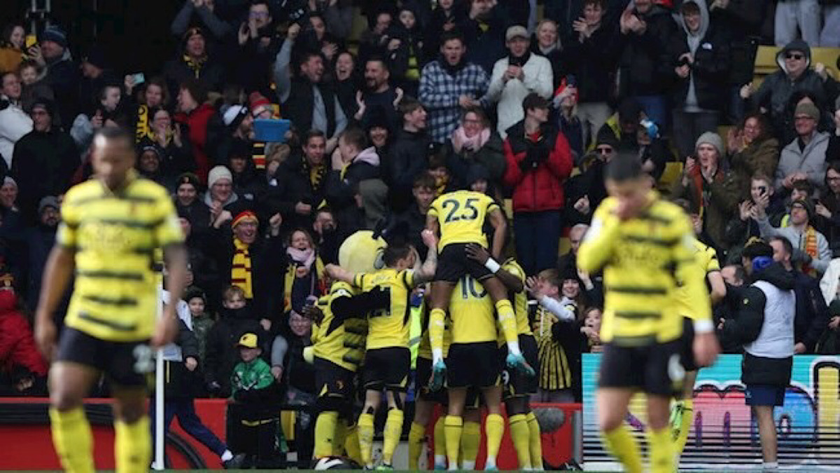 Niềm vui đến với Watford ngắn chả tày gang