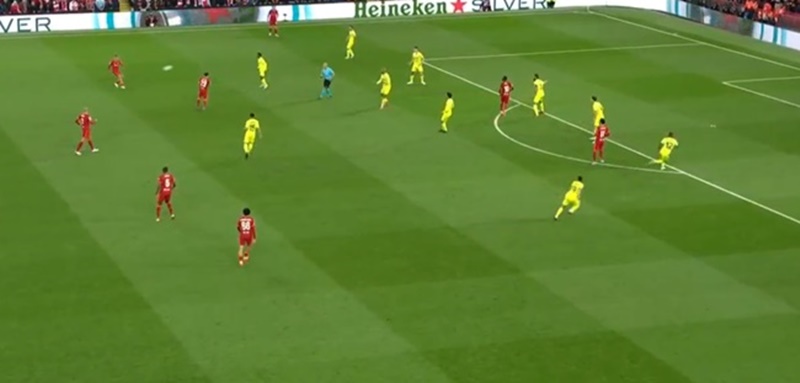 Thiago thích đảo cánh tấn công Liverpool bằng cách chuyền dài