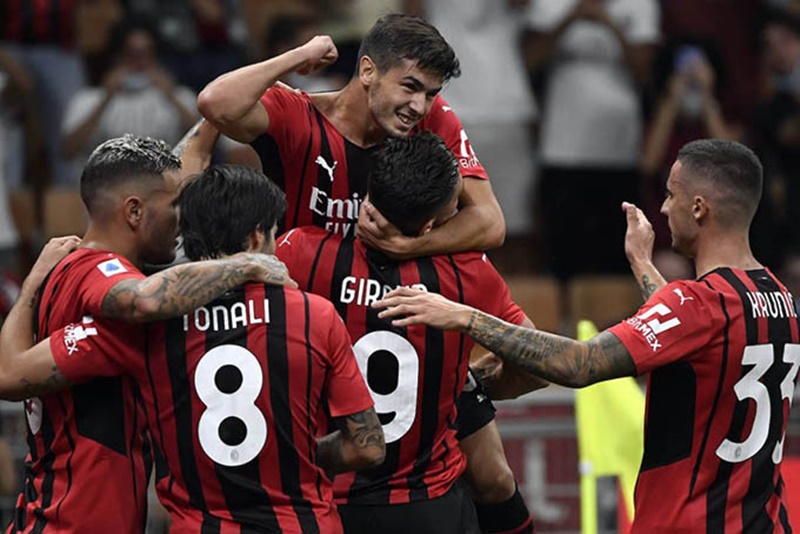 Link xem trực tiếp trận Lazio vs AC Milan, 1h45 ngày 25/4 trong khuôn khổ vòng 34 Serie A.