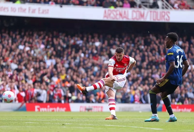 Granit Xhaka ghi bàn thắng định đoạt trận đấu Arsenal vs MU