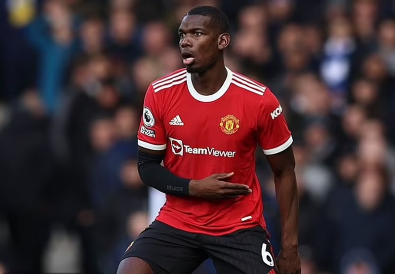 Đãi ngộ dành cho Pogba khiến các cầu thủ Man Utd bất mãn