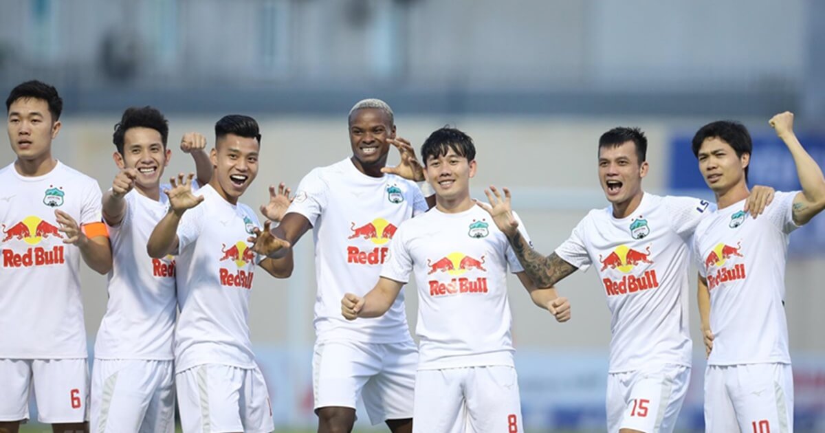 NÓNG: Bóng đá Việt Nam chính thức vượt mặt Trung Quốc, thành tích đáng tự hào