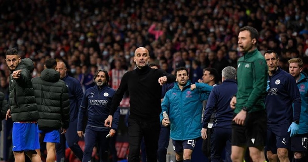 Không chỉ cầu thủ, CĐV Atletico gây sốc vì chửi rủa Pep Guardiola