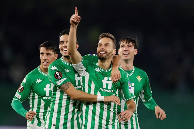 Nhận định soi kèo nhà cái Real Betis vs Elche: Real Betis rõ ràng là mạnh hơn nhiều so với đối thủ và nhiều khả năng họ sẽ giành được 3 điểm trọn vẹn