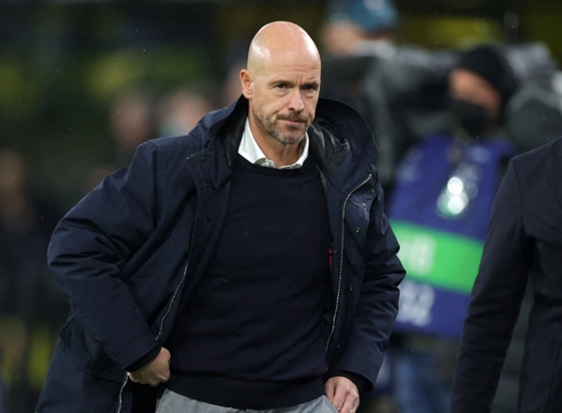 Erik ten Hag nhận lương cao thứ 5 tại Ngoại hạng Anh