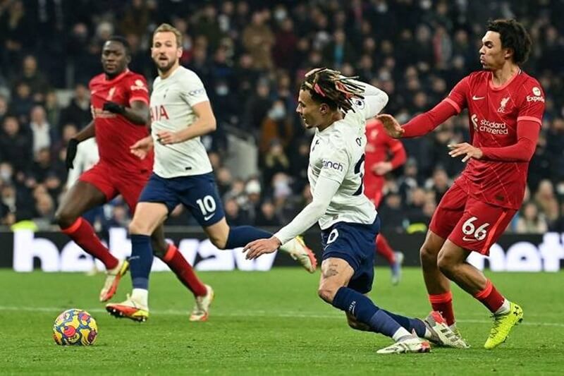 Liverpool hòa Tottenham 2-2 ở lượt đi