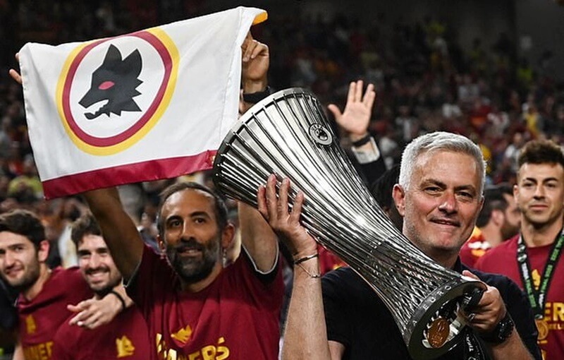 Mourinho vô địch Europa Conference League