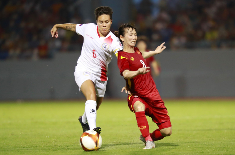 Thuỳ Trang có màn trình diễn xuất sắc trong trận nữ Việt Nam vs nữ Philippines