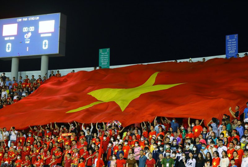 Gần 16.000 CĐV đến sân cổ vũ cho đội tuyển nữ Việt Nam