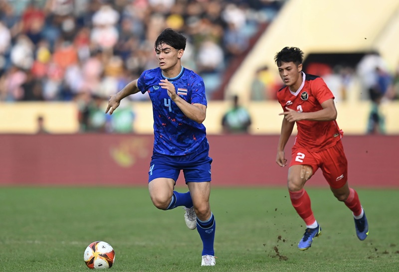 U23 Thái Lan lấn át đối thủ