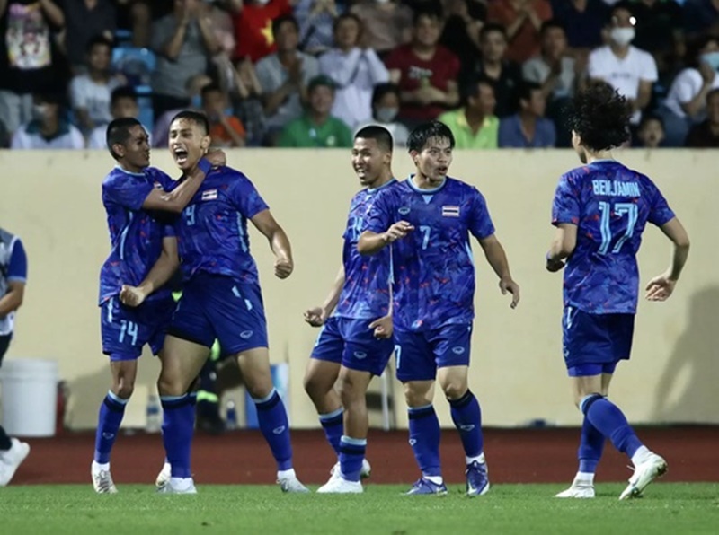 U23 Thái Lan mạnh hơn U23 Lào