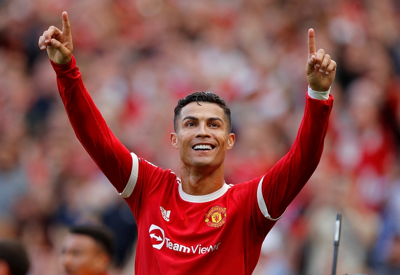 Cristiano Ronaldo góp mặt dù Manchester United trắng tay