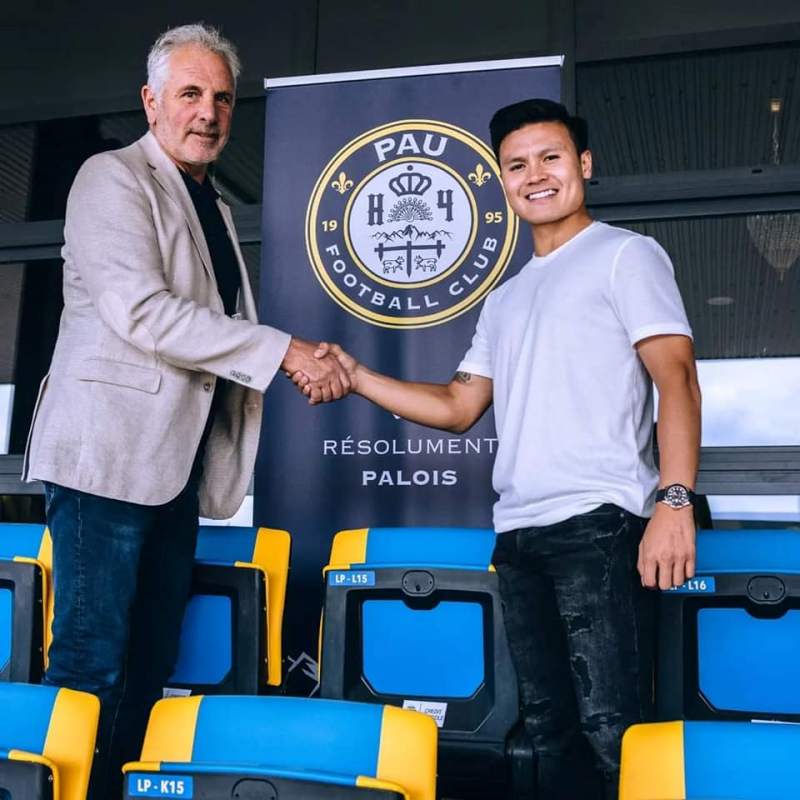 Quang Hải đã chính thức đầu quân cho Pau FC