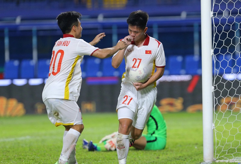 Tiến Long cùng U23 Việt Nam vô địch giải U23 Đông Nam Á 2022