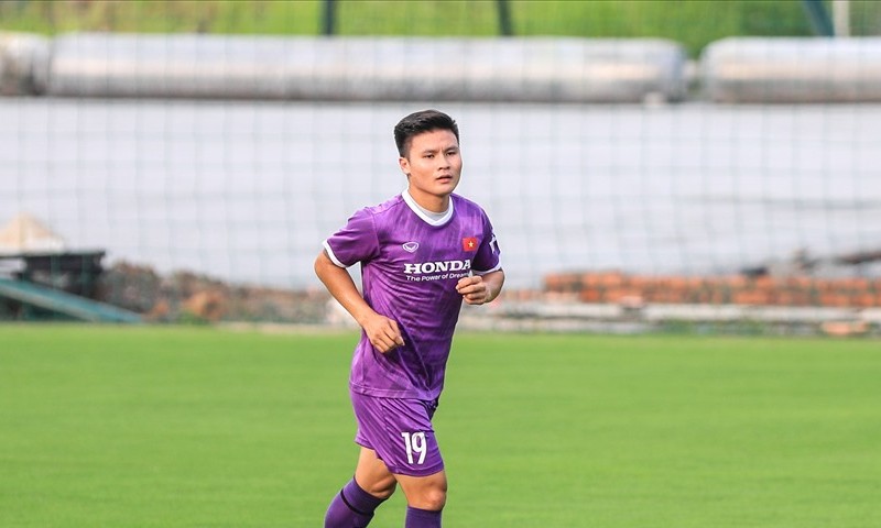 HOT: Tiết lộ mức lương mà Quang Hải nhận được tại Pau FC | Hình 2